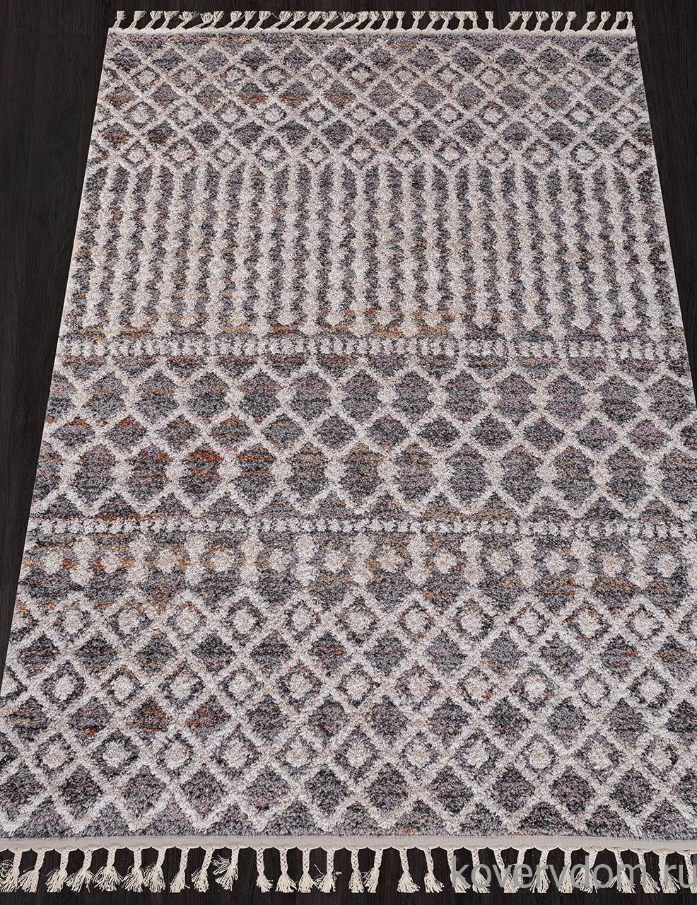 Ковер UVITA O0466 956